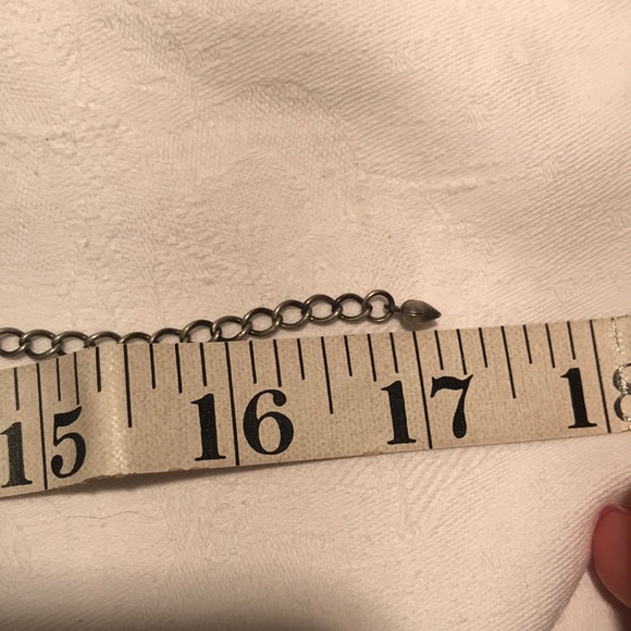 Purple necklace matching earrings - Picture 5 of 9